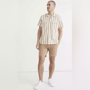 Madewell 7" Chino Shorts: COOLMAX Edition Burnished Stone Slim Fit Cotton Blend
